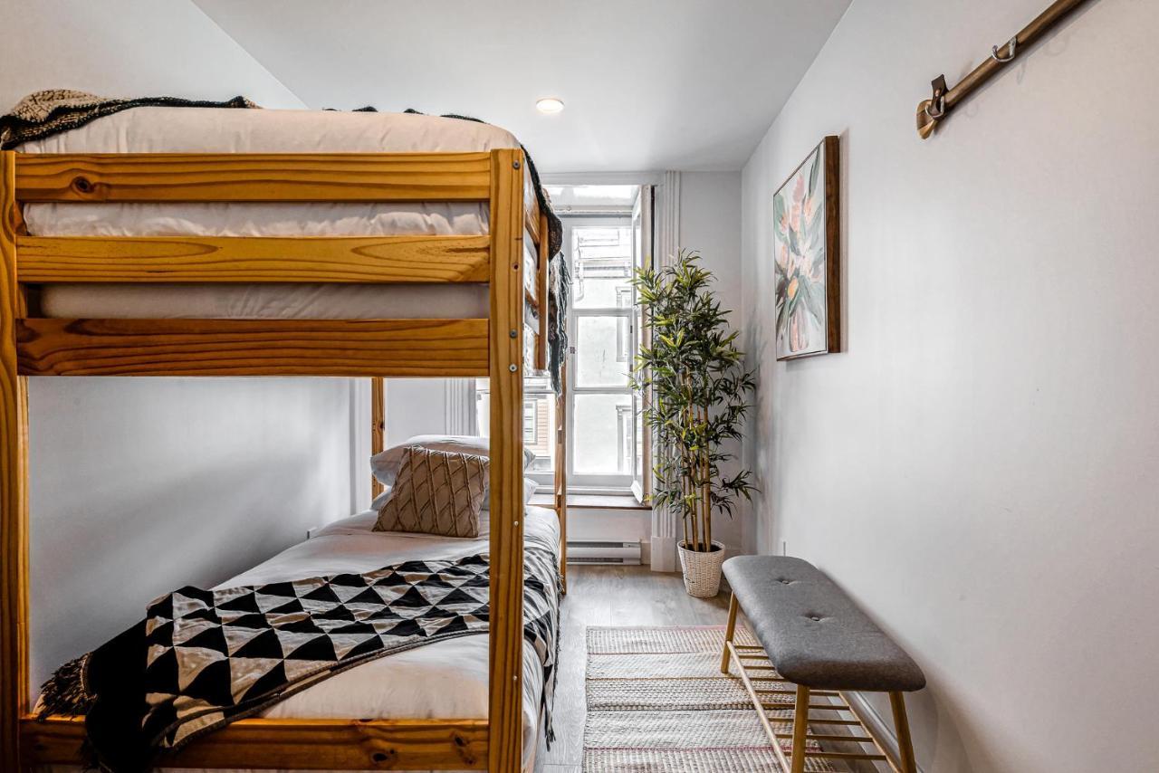 North House - Beautiful Vieux 2 Bedroom Apt Квебек Экстерьер фото