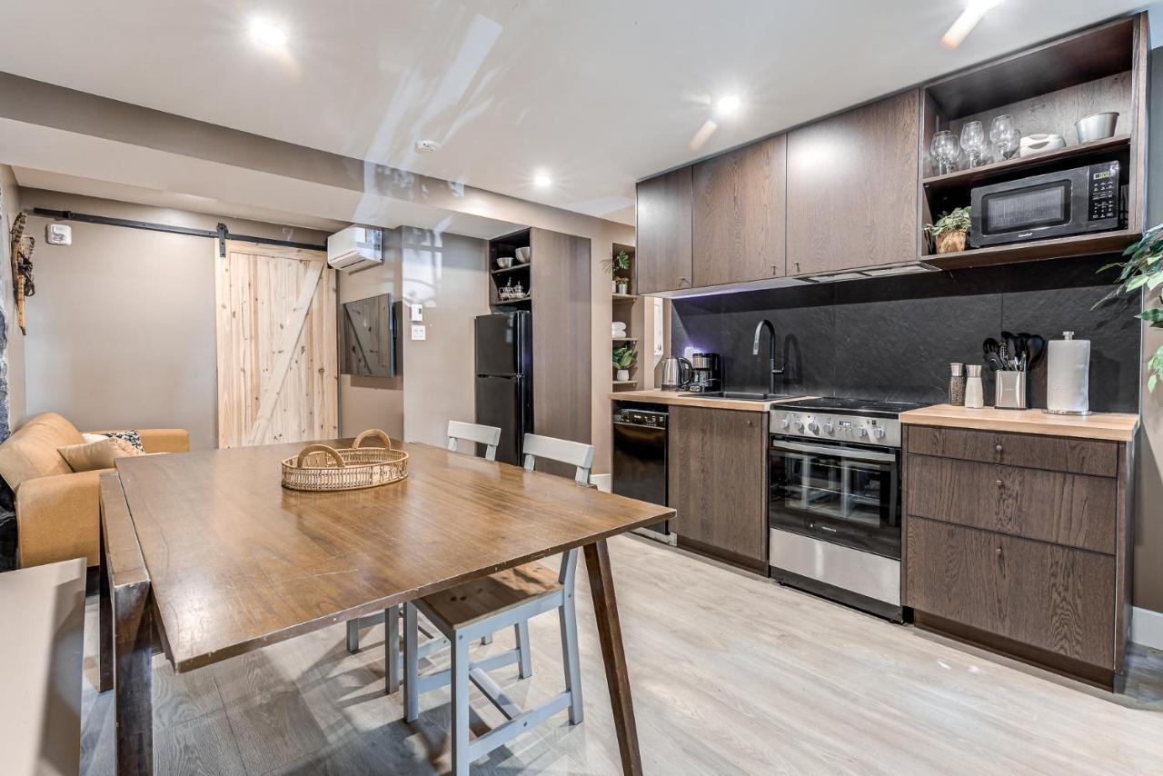 North House - Beautiful Vieux 2 Bedroom Apt Квебек Экстерьер фото